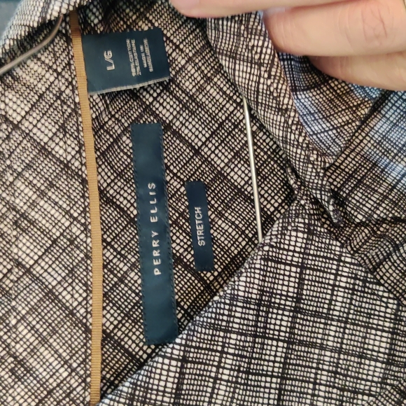 Perry Ellis Men's contemporary shirt size L stretch - Picture 3 of 4